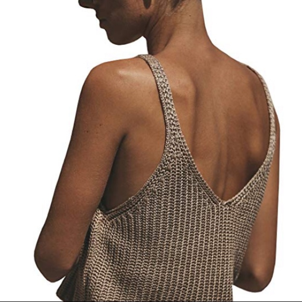 CoventAvenue - V- Neck/Back Tank Top - Picture 4 of 4